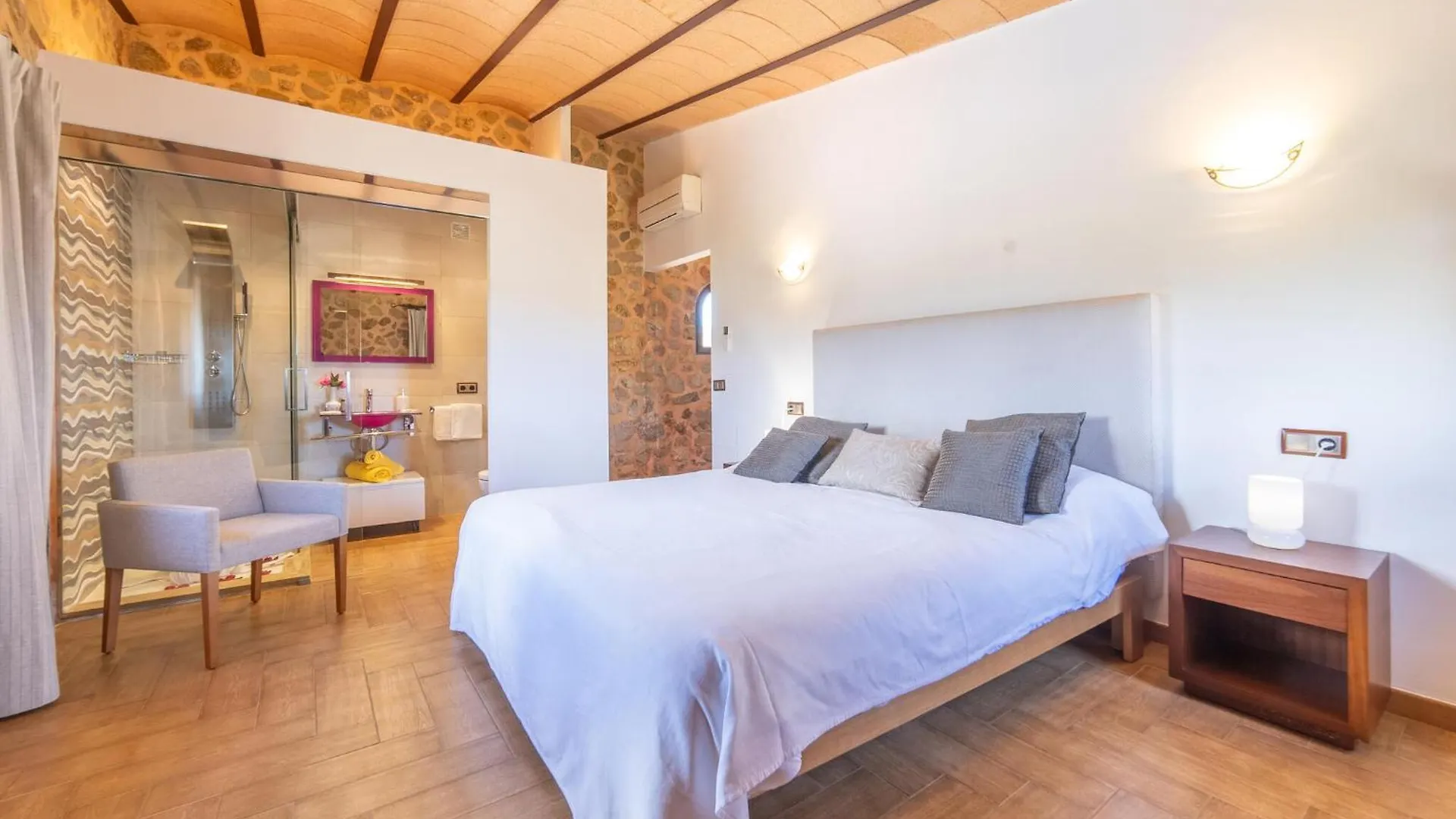 Pura Vida Villa Sant Joan