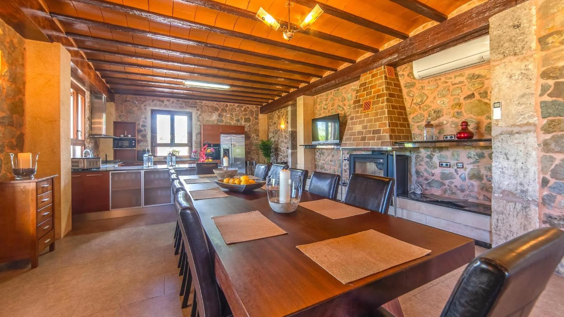 Pura Vida Villa Sant Joan 0*,
